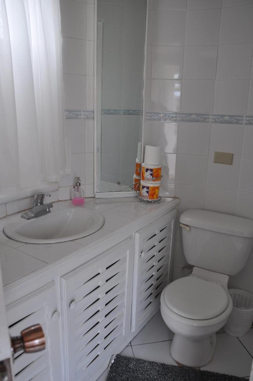 Beach Penthouse A25 Sandcastles Ocho Rios Exteriér fotografie
